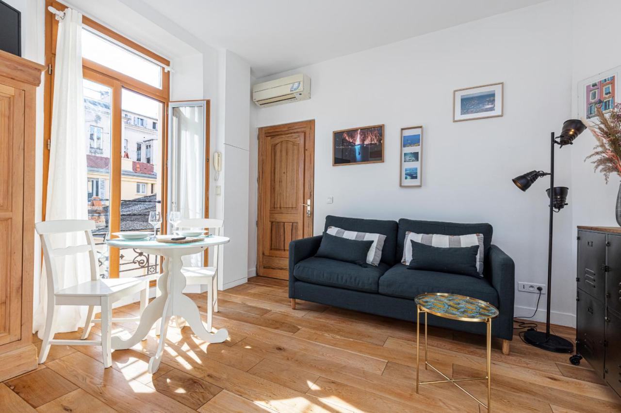 1 Bdr Downtown Near Place Massena Nice Exterior foto